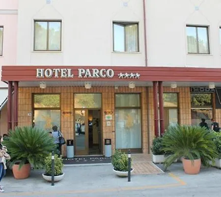 Parco 4*